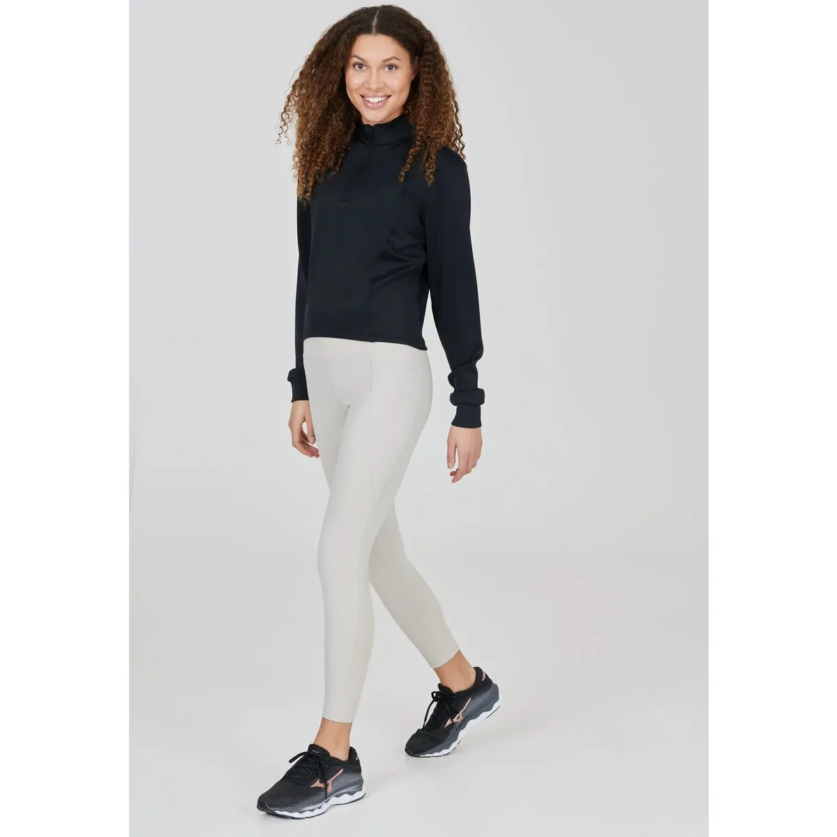 Ayanda Womenswear Midlayer - Black