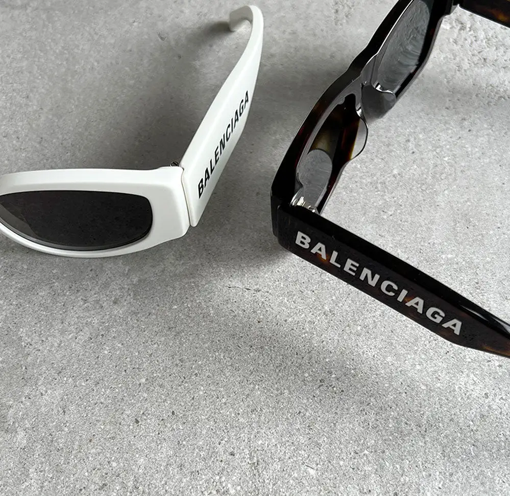 Balenciaga BB0262SA Logo Arm, White