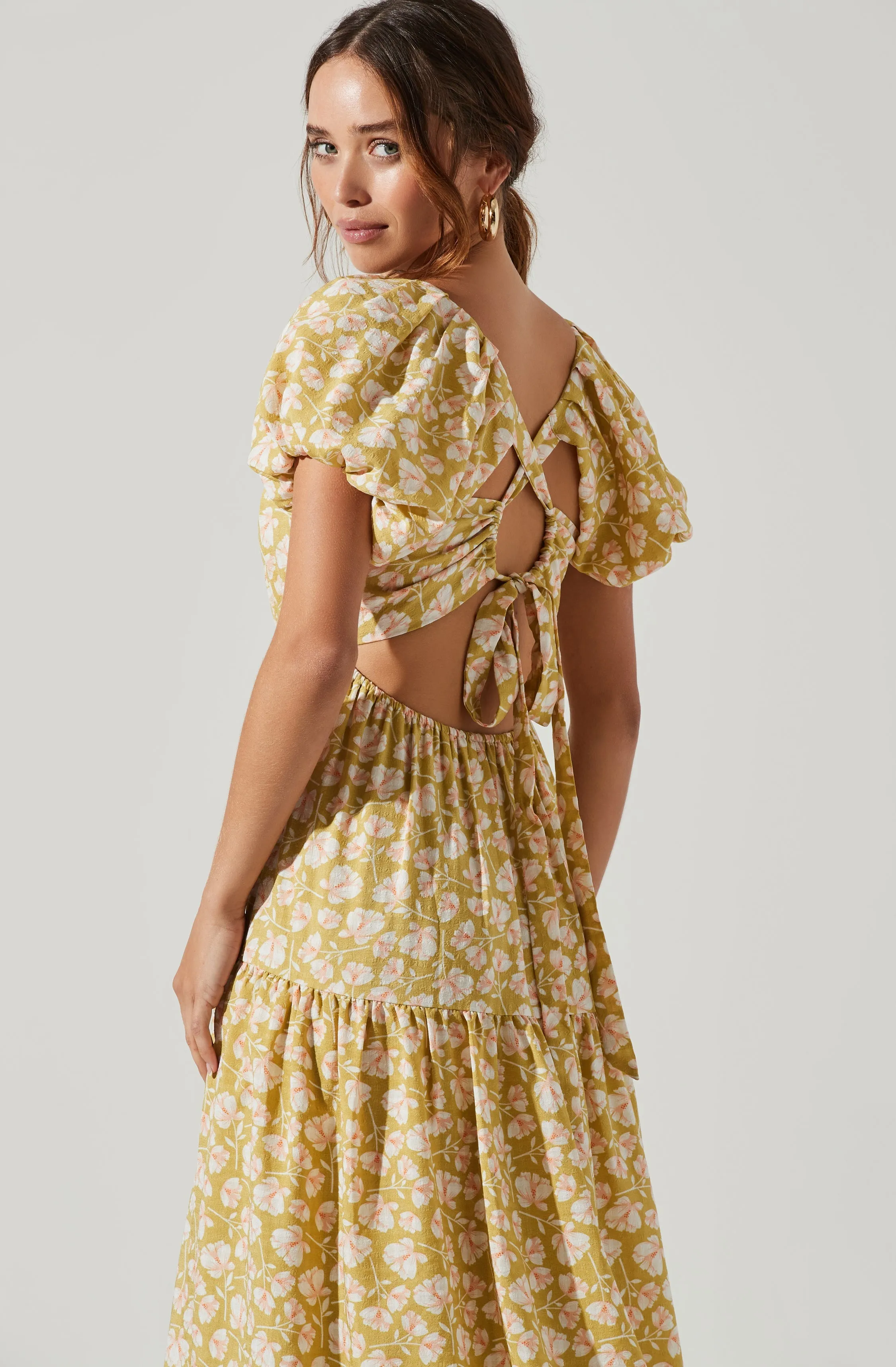 Bubble Sleeve Floral Tiered Midi Dress