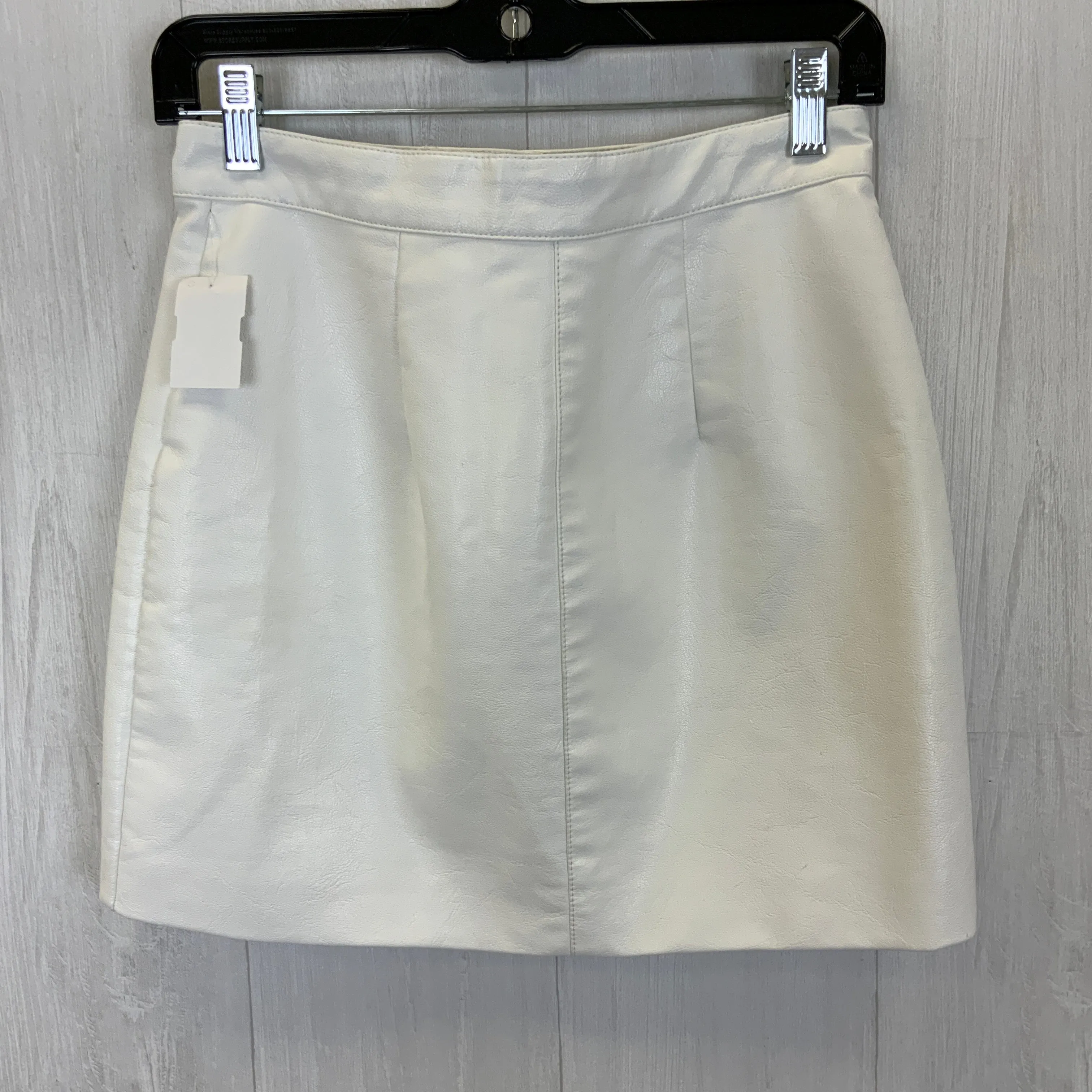 Skirt Mini & Short By Forever 21  Size: M